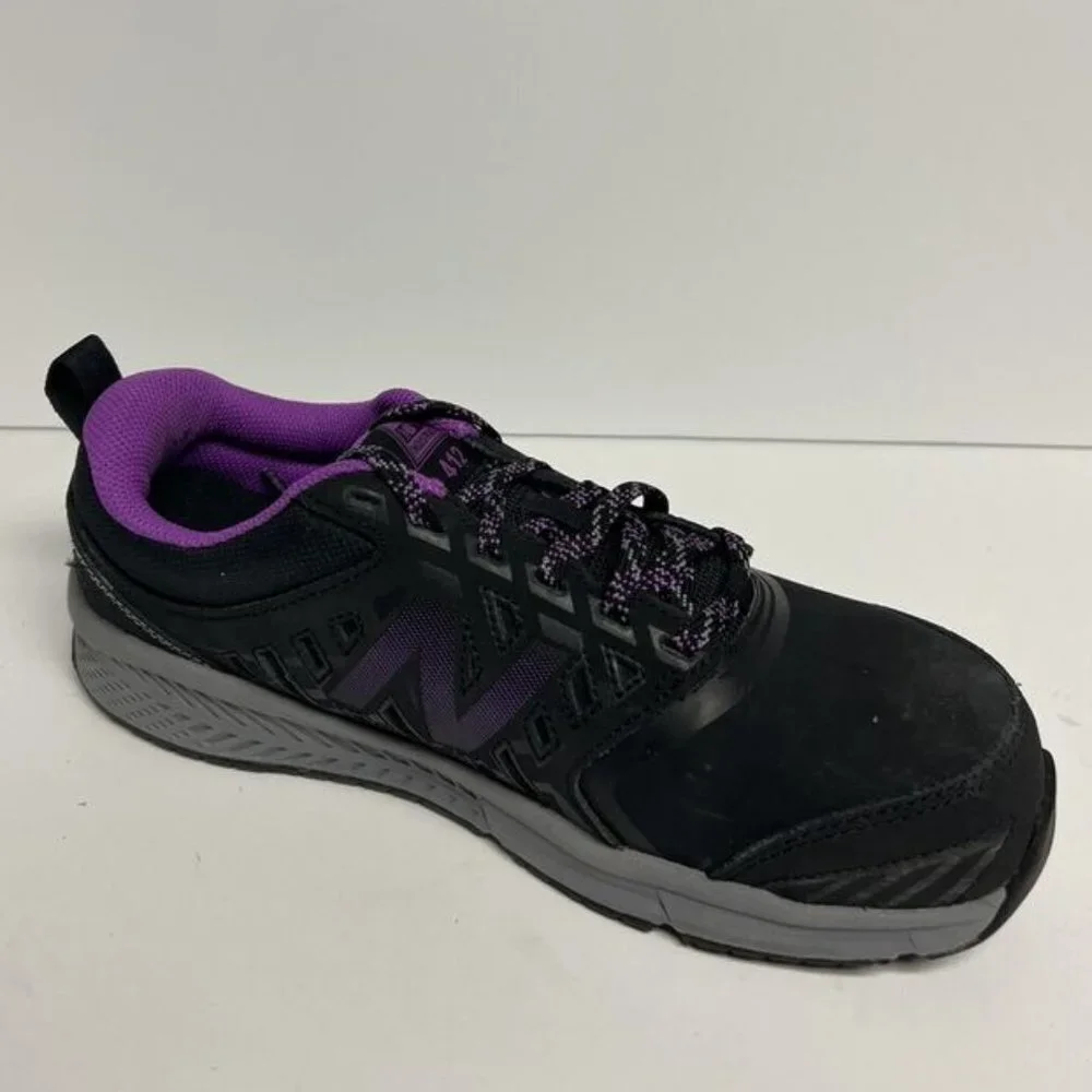 New Balance Women's 421v1 Alloy Work Sneaker Black, Size 8.5 B(M)
